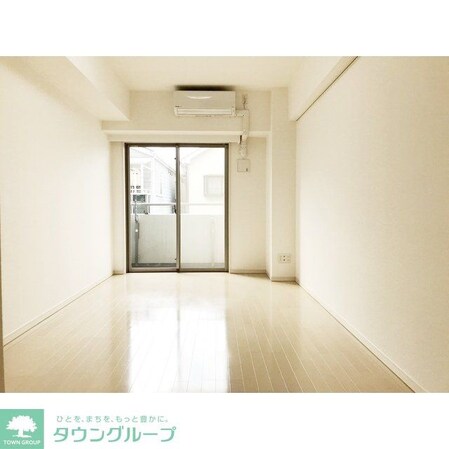 ジェイフラッツ初台の物件内観写真